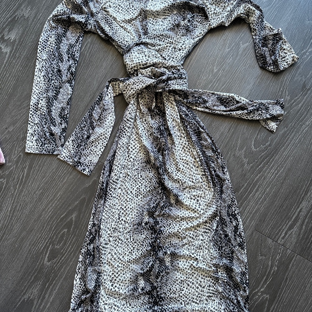 Black and White Patterned Dress / S / NWT